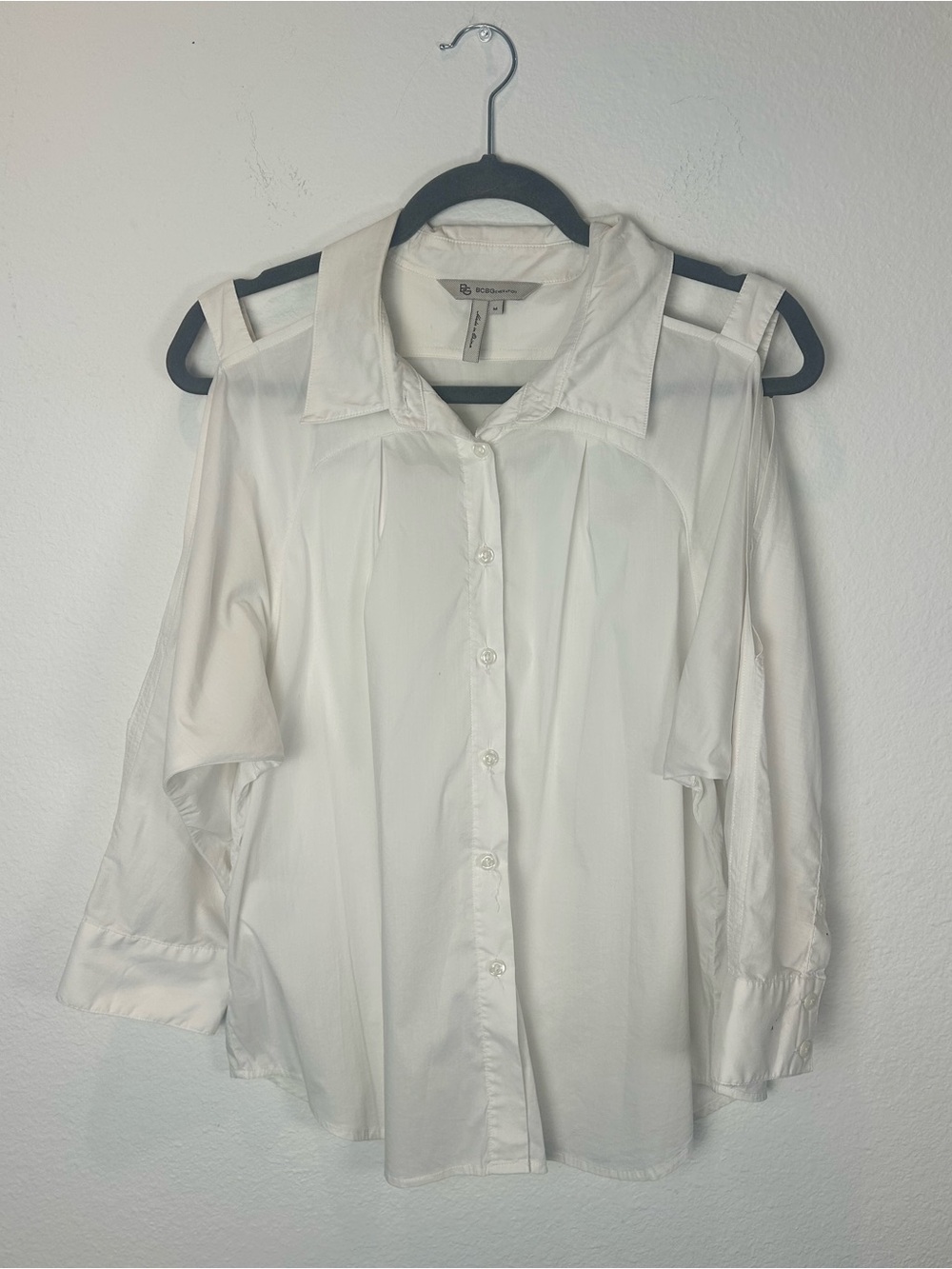 BCBGeneration White Button-Down Shirt with Front Pleats